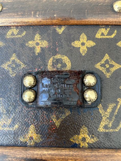 louis vuitton koffer antiek|Louis Vuitton vintage reiskoffer “Malle courrier”.